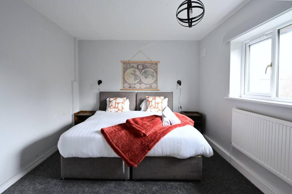 Reduced Rates For Weekly, Monthly And Longer Stays Дарем Экстерьер фото